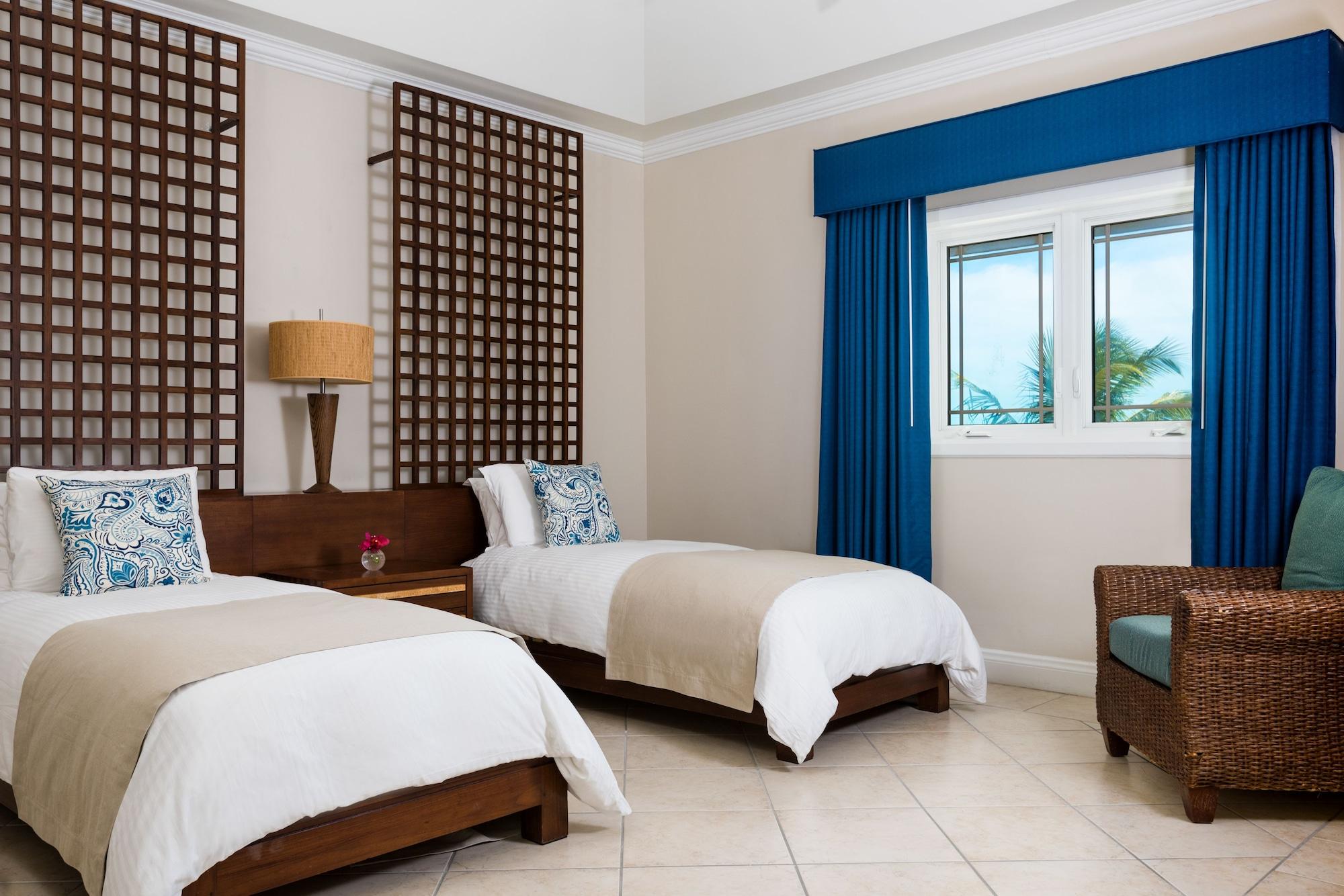 Alexandra Resort Грейс-Бэй Экстерьер фото
